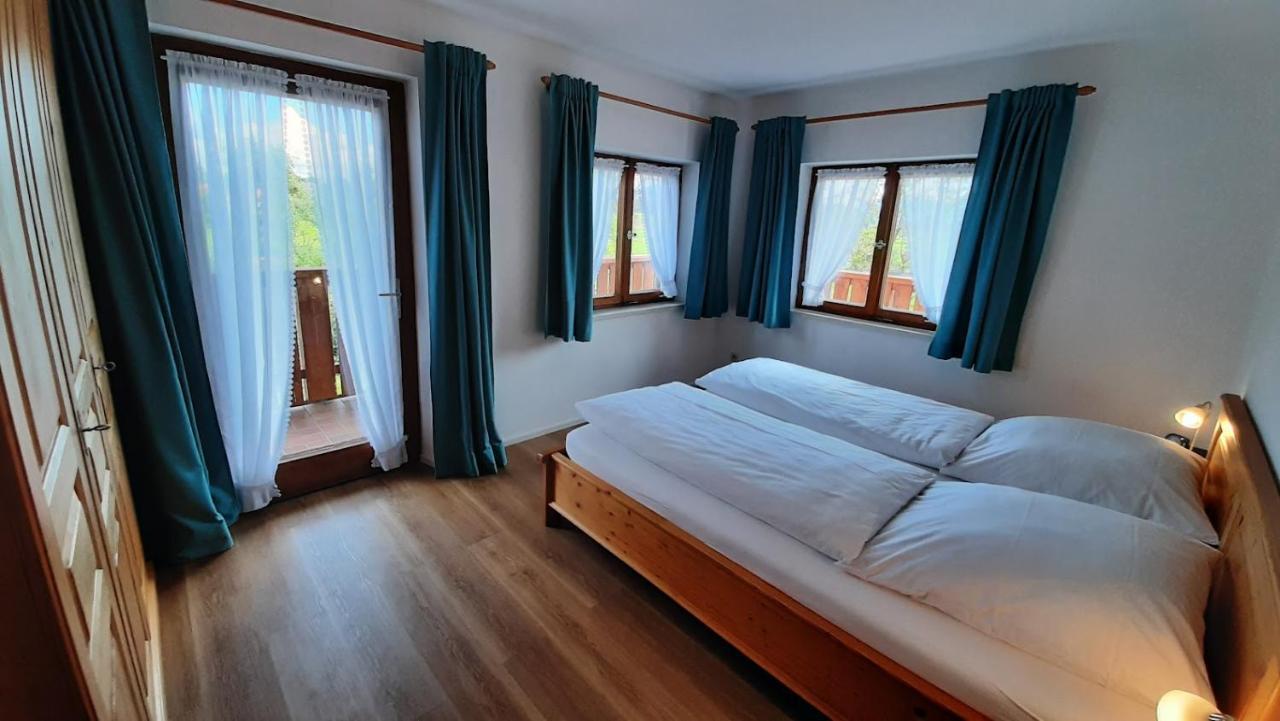 Ferienwohnungen Loisenhof Gstadt am Chiemsee Zewnętrze zdjęcie